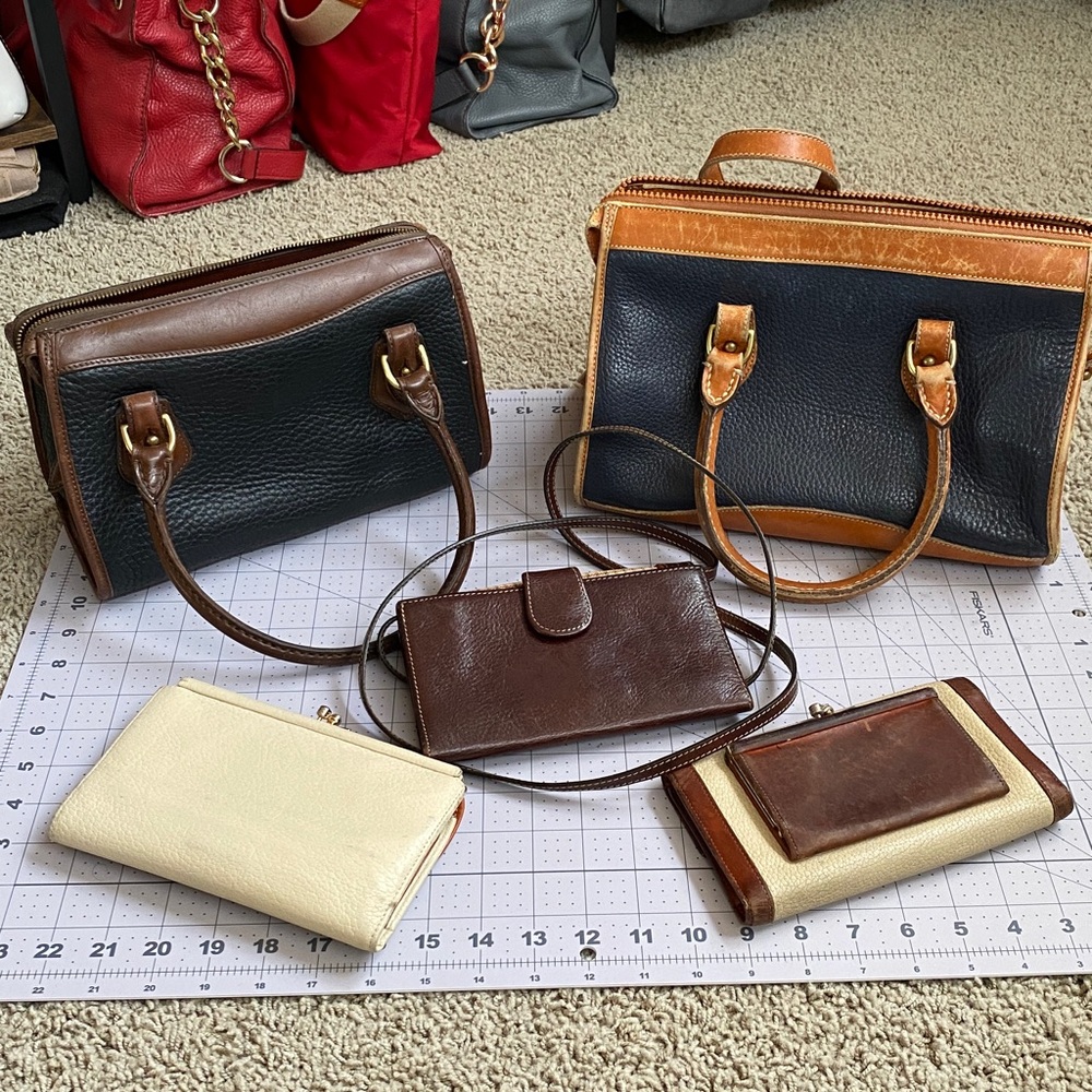 Dooney & Bourke bag lot - Picture 8 of 17